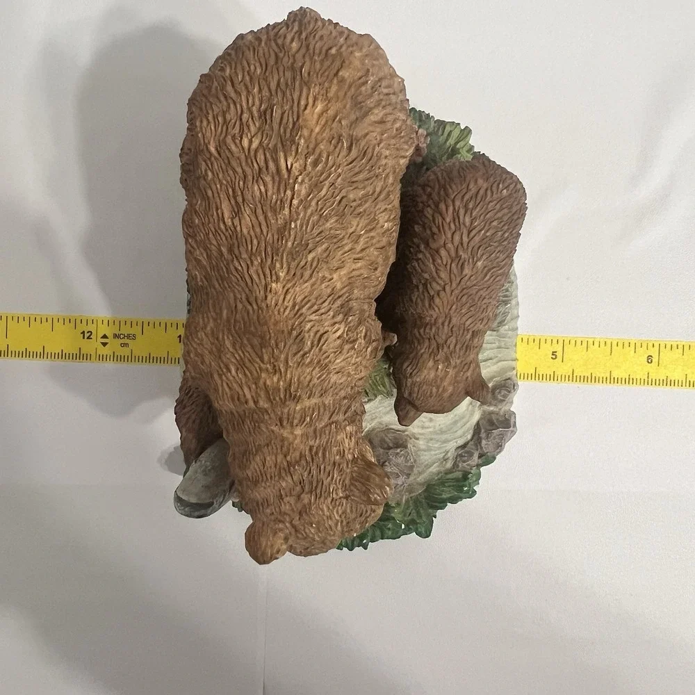 Vintage‎ Russ Berrie Grizzly Bear Mom & Cub Fishing Collectible. Item 14651